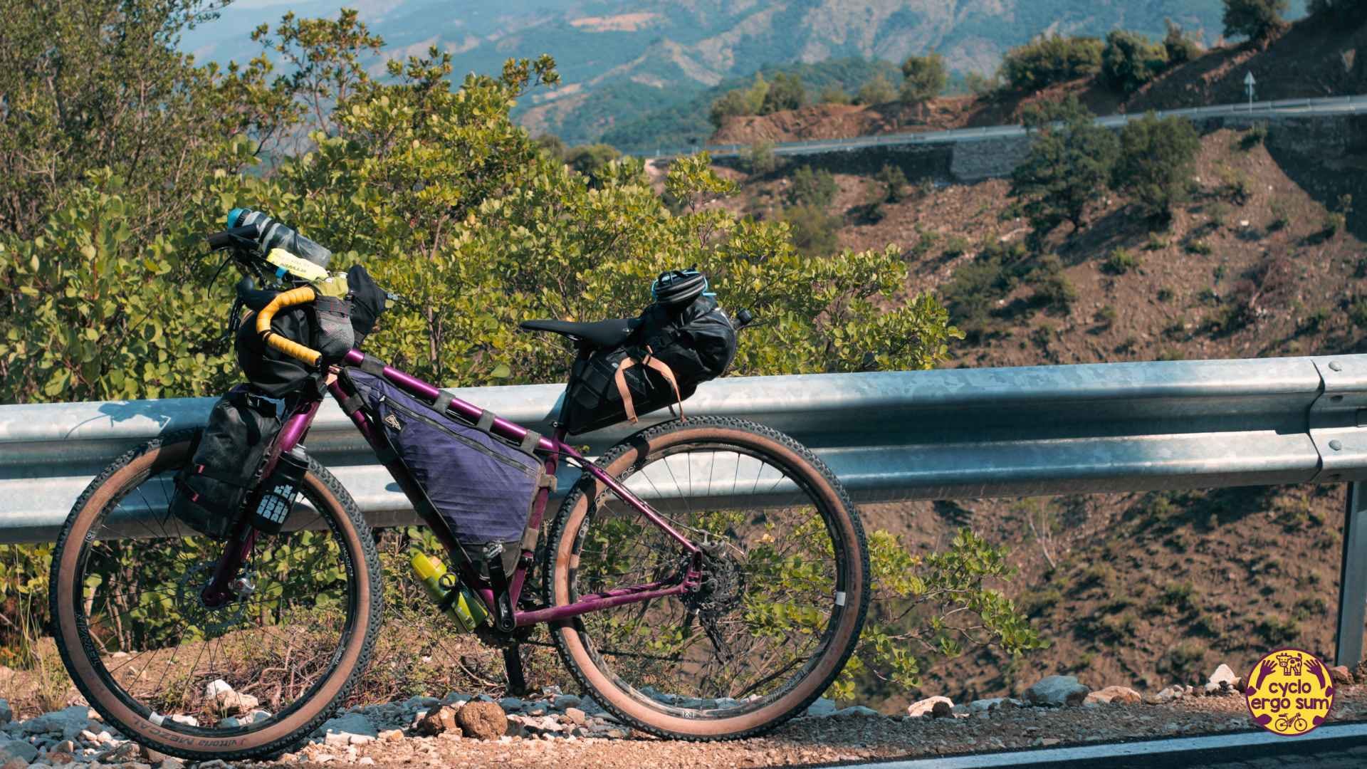 Albania in bici | Assetto di viaggio