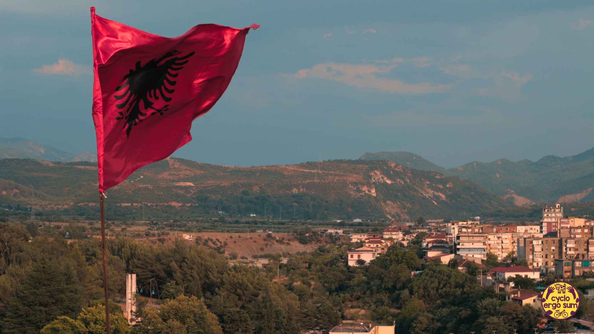 Albania in bici | Sul masso di Permet