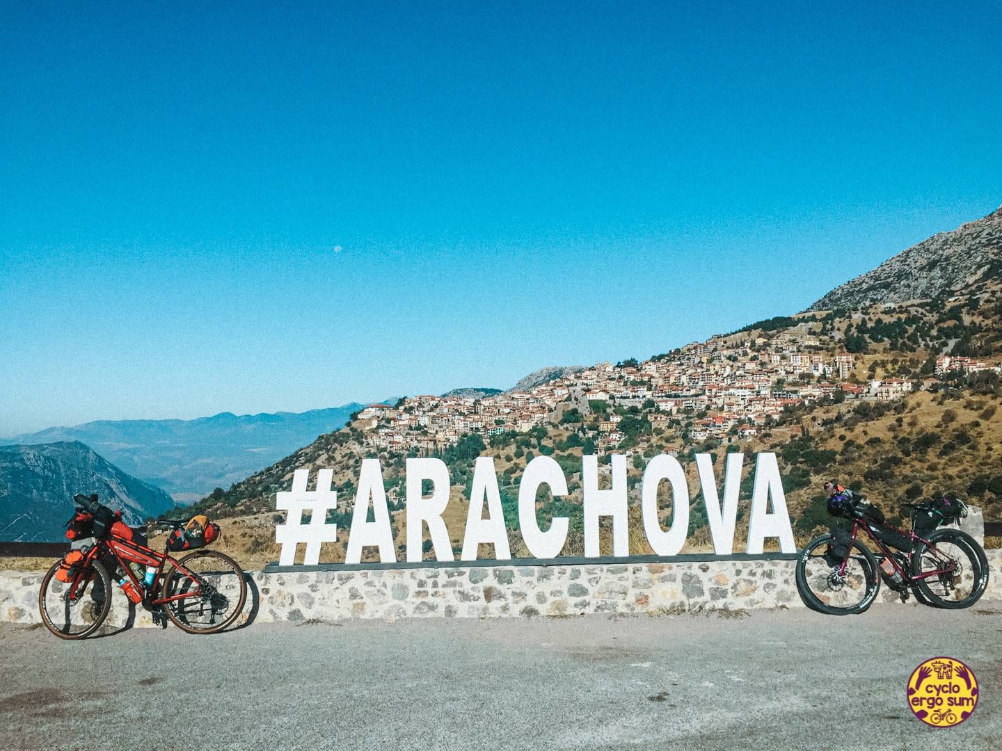 Peloponneso in bikepacking | Arachova in posa