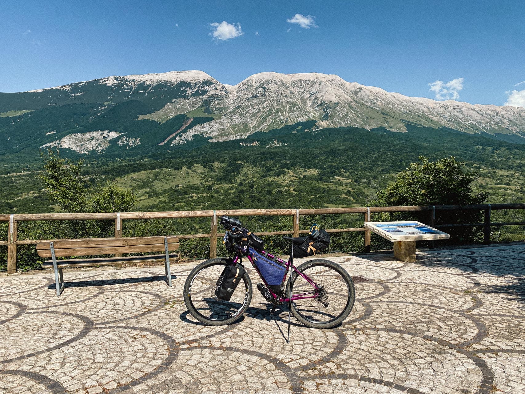 MAGS Abruzzo Trail 2024 | Strada di un certo spessore