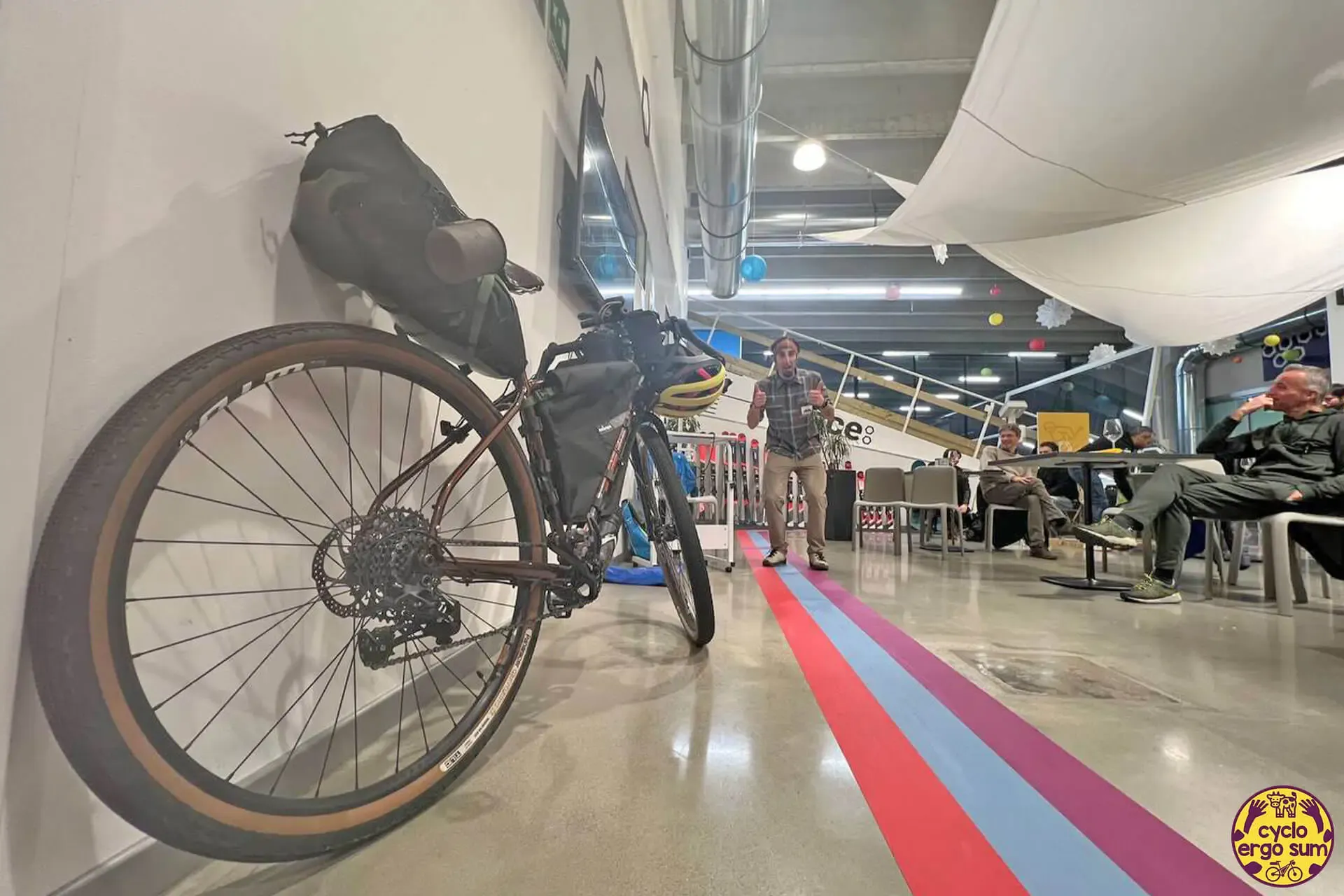 Elia Sacchelli | Marocco in bici | Elia carichissimo