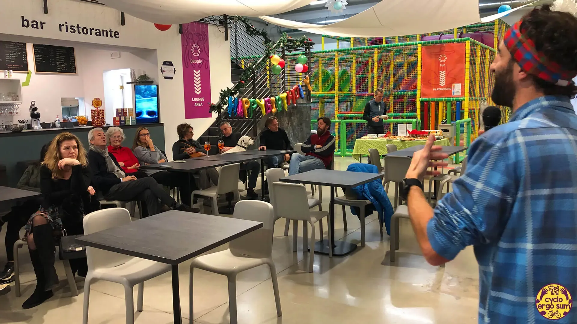 Islanda dentro, cicloturismo in Islanda | Entusiasmo di Elia coinvolgente