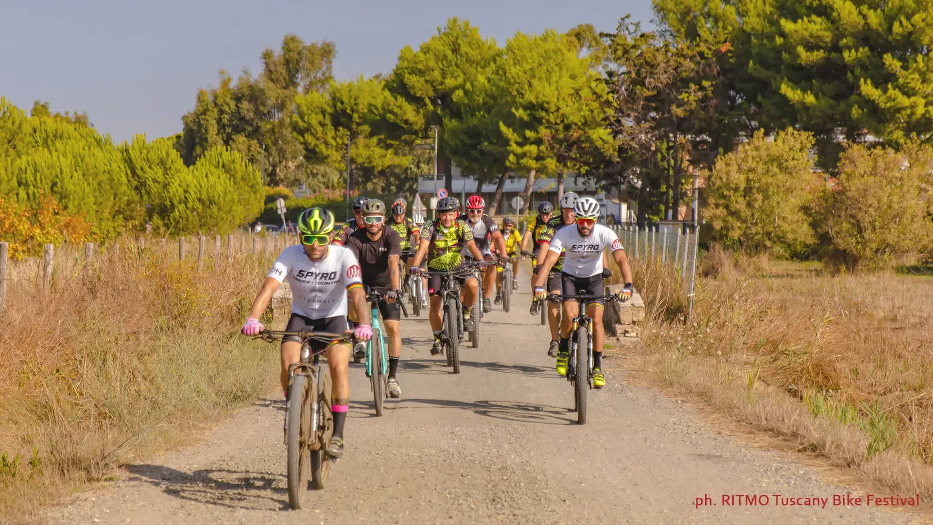 RITMO Tuscany Bike Festival | Gruppone in partenza