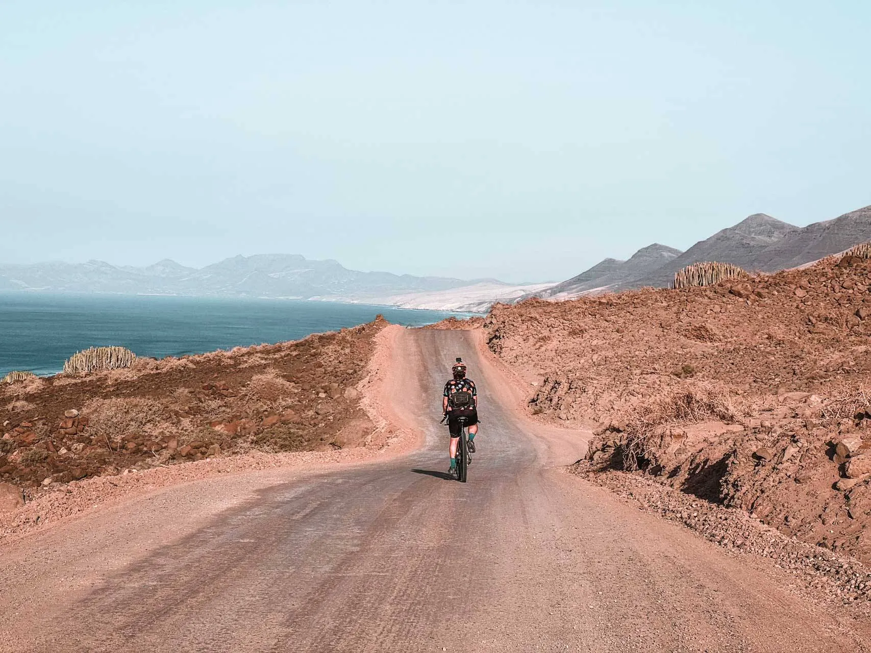 Le 5 più belle strade di Lanzarote | Deserto di Famara e felicità