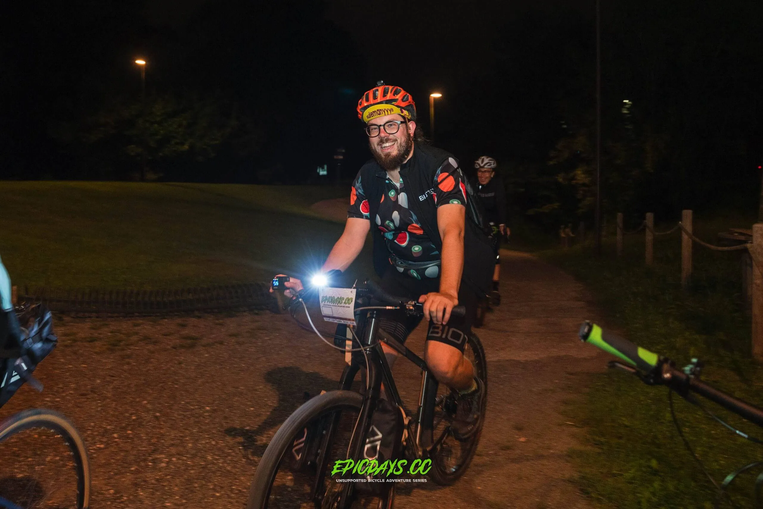 EPICDAYS Bergamo Bike Night 2024 | Sorrido per il ristoro