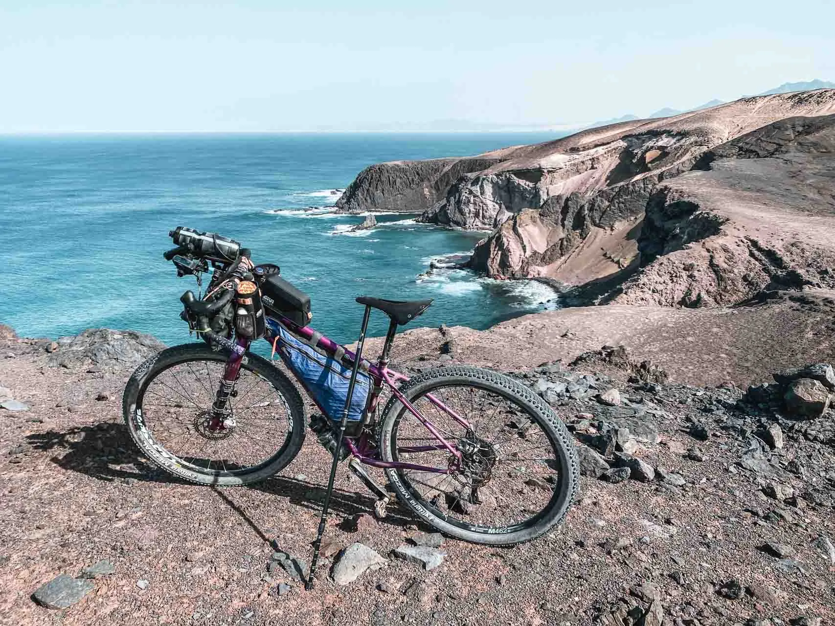 Scouting avventuroso a Fuerteventura in bici: il mio setup bikepacking