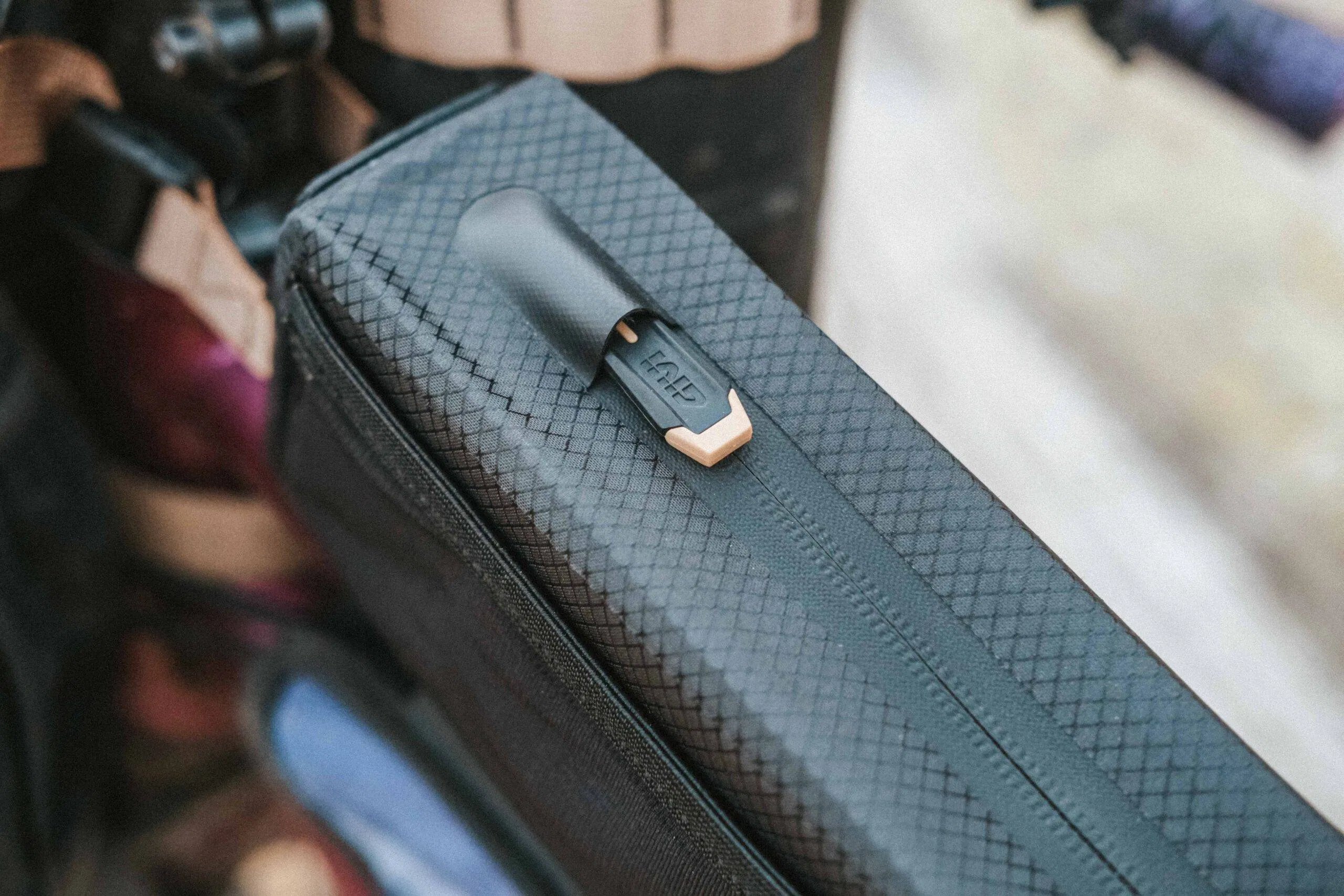 Setup Bikepacking da Trail e Gravel | Parcheggiata al bivio