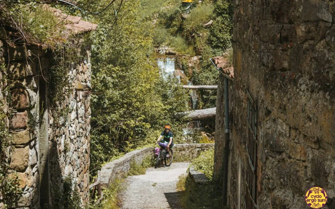 Lunigiana Trail in bikepacking: itinerario permanente tra Toscana e Liguria