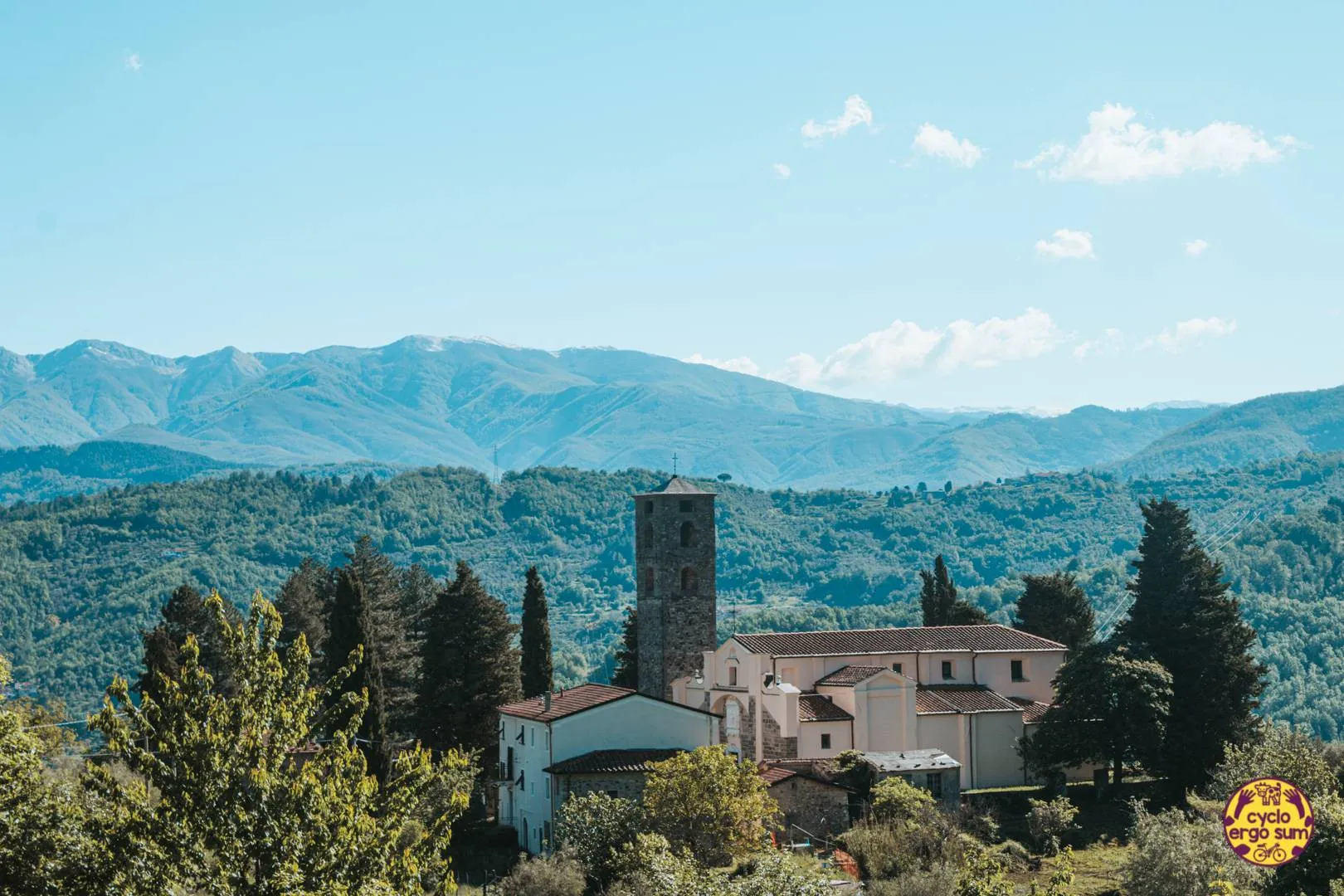 Peloponneso in bikepacking | In posa a Delfi